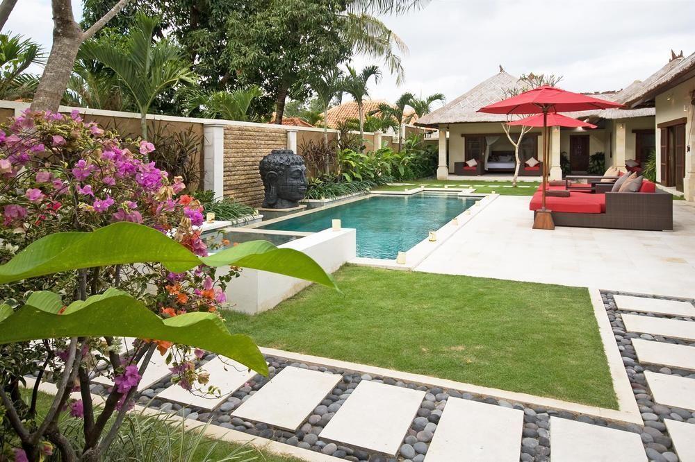 Jaclan Villa