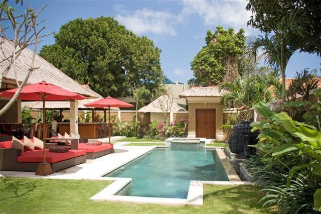 Jaclan Villa